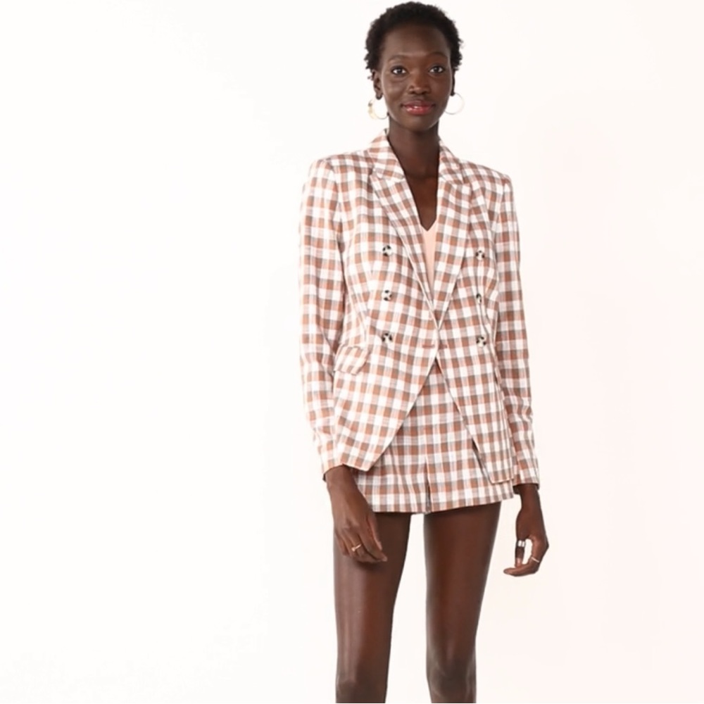 Layer in a chic look with this women's Nine West Double-Breasted Blazer. - Picture 4 of 4